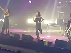 Aibí ebony mban ard heels buataisí en vogue shealbhú ar beo