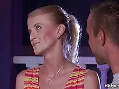 Pussy Hairy aibí agus teen leispiacha